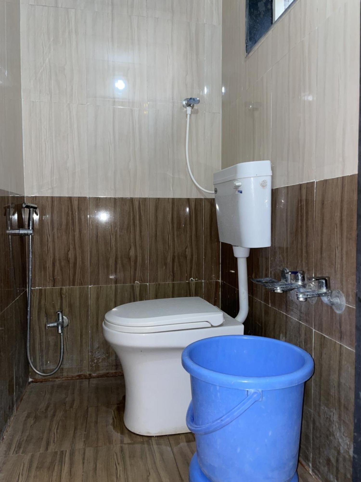 Fulgulab Lawns And Home Stay Junnar Buitenkant foto