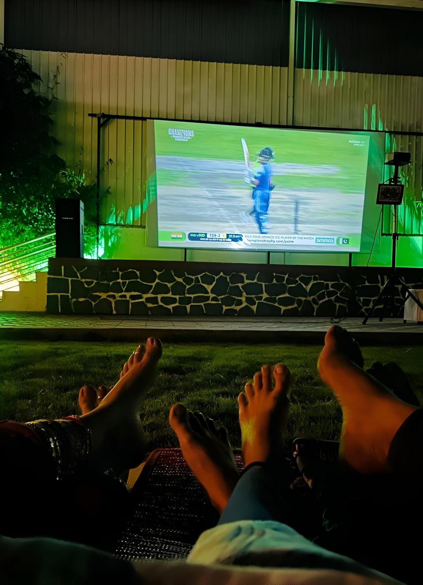 Fulgulab Lawns And Home Stay Junnar Buitenkant foto